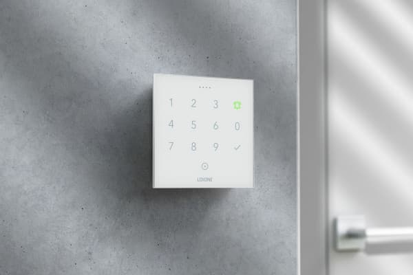 NFC Code Touch Tree Weiß | Loxone Shop
